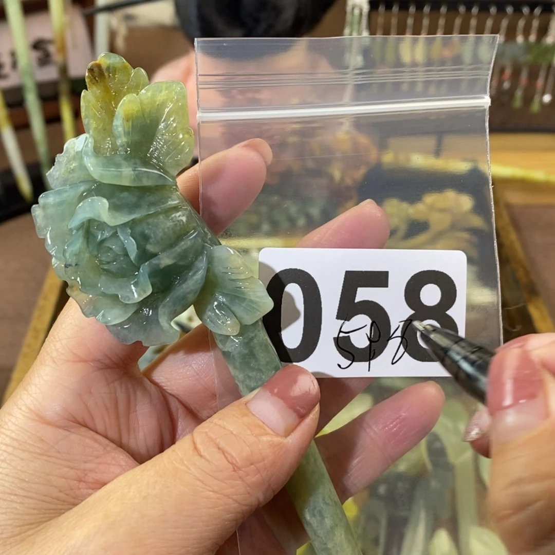 蛇纹石玉玉簪合金琳****）