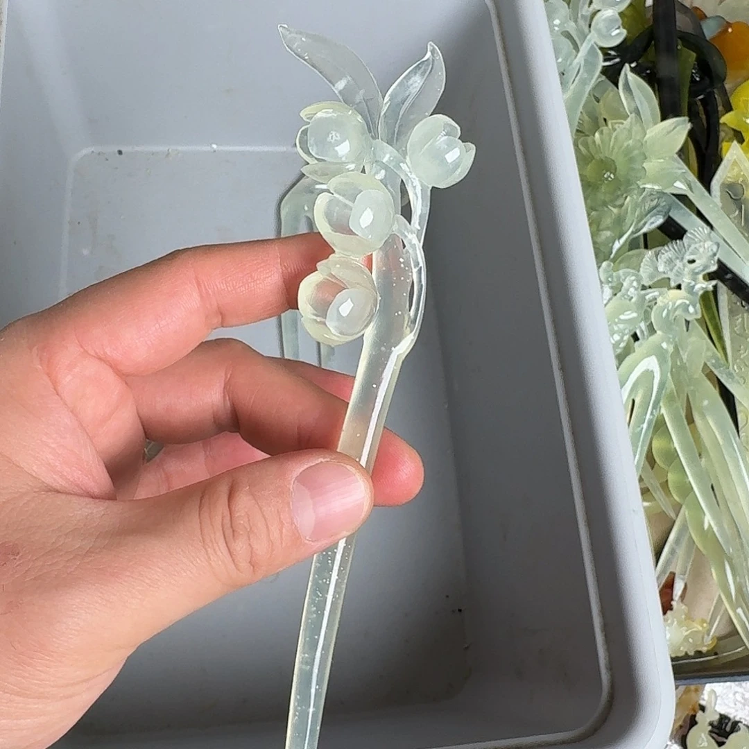 蛇纹石玉未镶嵌发饰