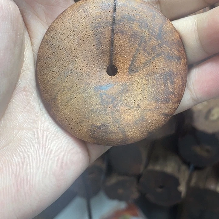 降真香吊坠平安扣