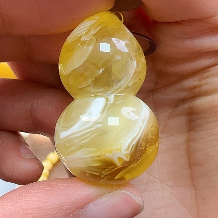 蜜蜡未镶嵌珠宝奇石