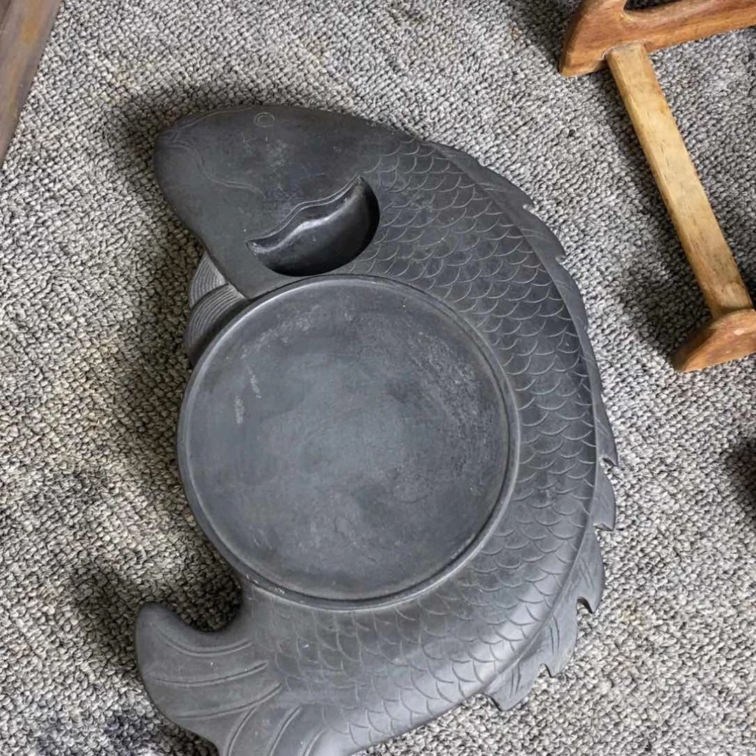 清代鱼形歙砚全品双面工