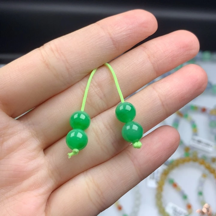未镶嵌手镯翡翠翡翠
