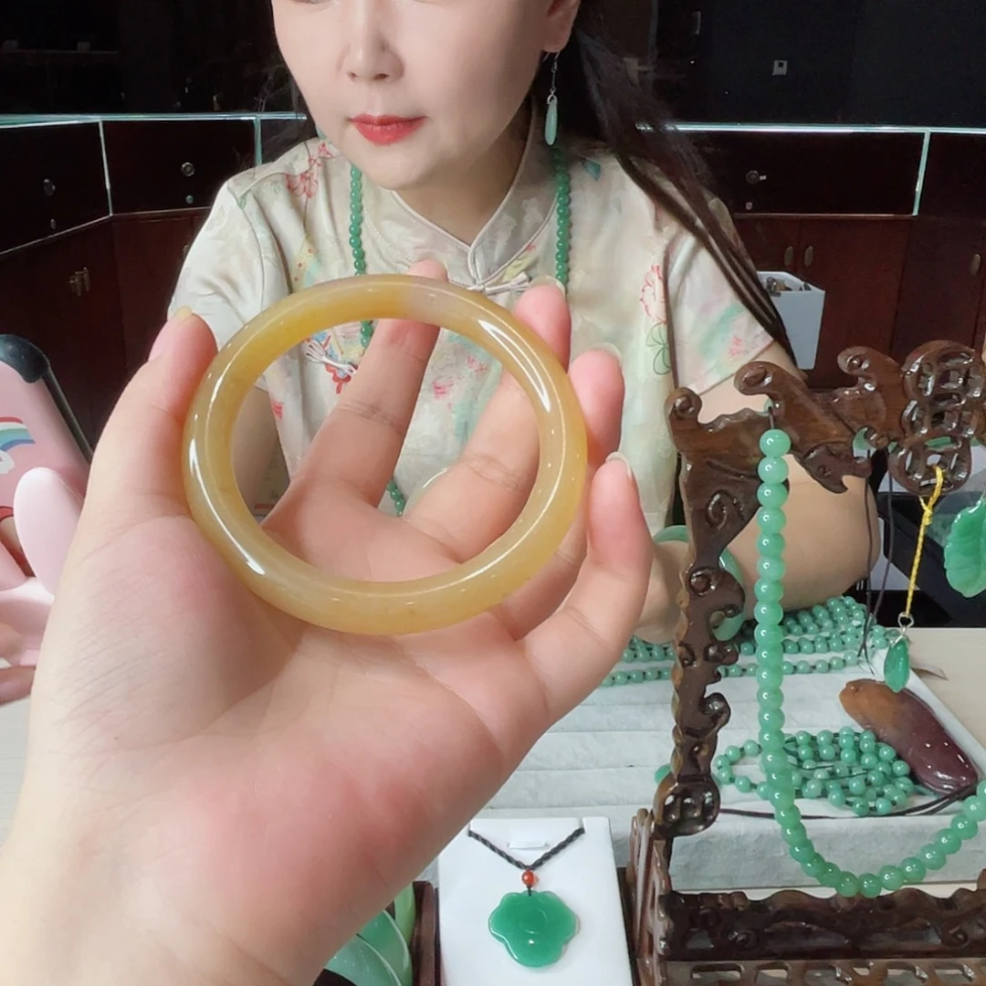 密玉（石英质玉）未镶嵌颈饰59