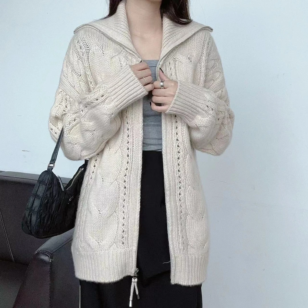 杰娜洋230601轻奢时尚竖条麻花大翻领拉链纯羊绒开衫