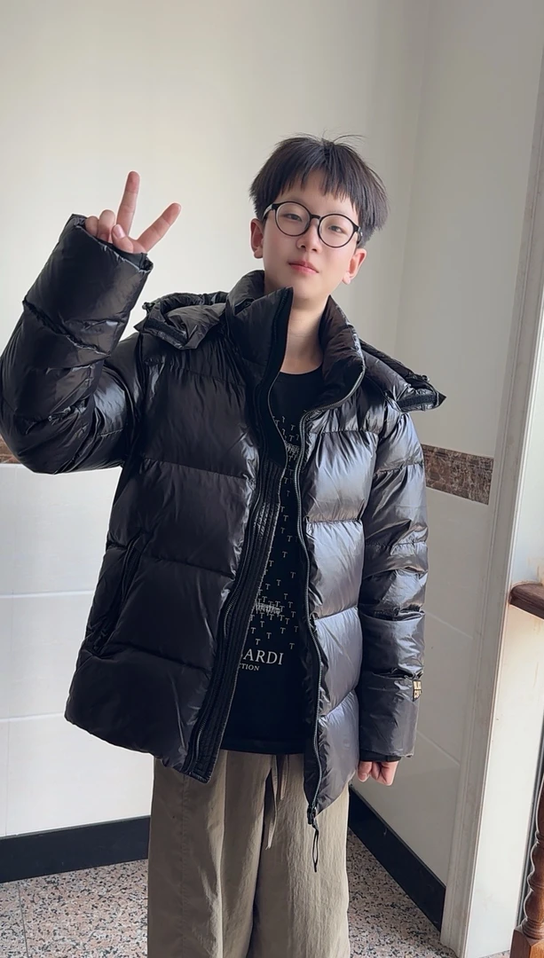 男女同款短款加厚羽绒服