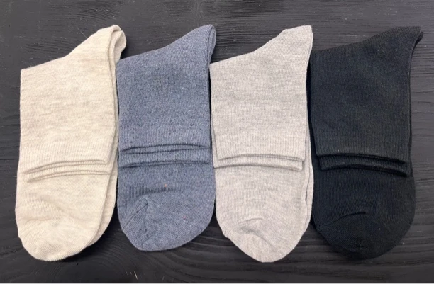 【自有工厂】休闲男女中筒棉袜透气不臭脚