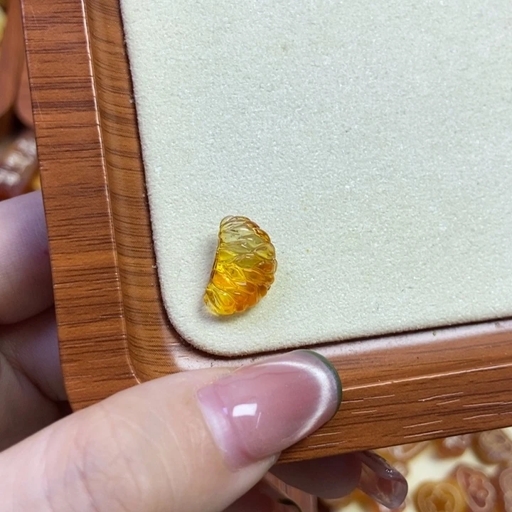 琥珀未镶嵌珠宝奇石橘子