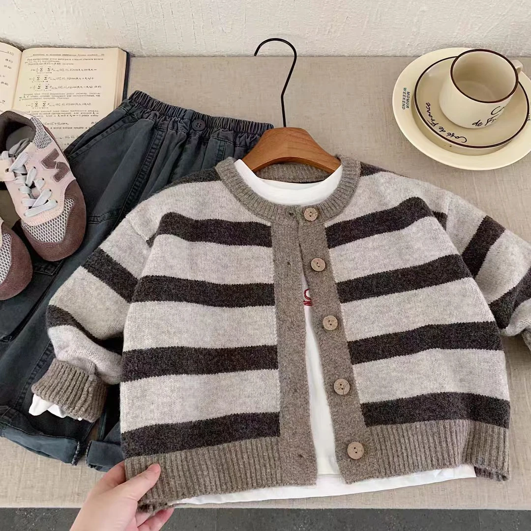 男童毛衣2025新款儿童春秋款针织衫男宝宝条纹开衫男孩外套-8102