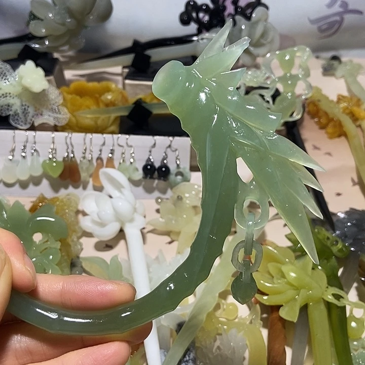 岫玉未镶嵌发簪鸭****雪