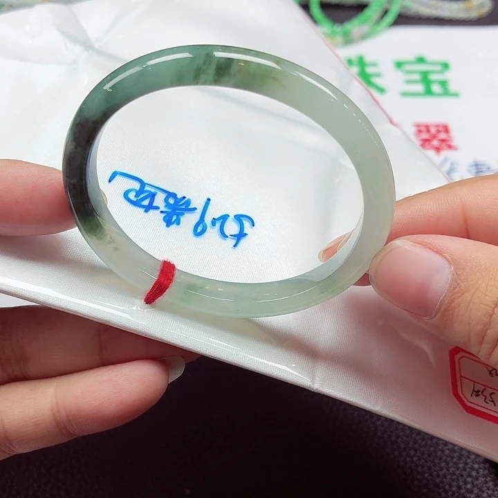 翡翠未镶嵌手镯（贵妃镯）天然缅甸A货翡翠