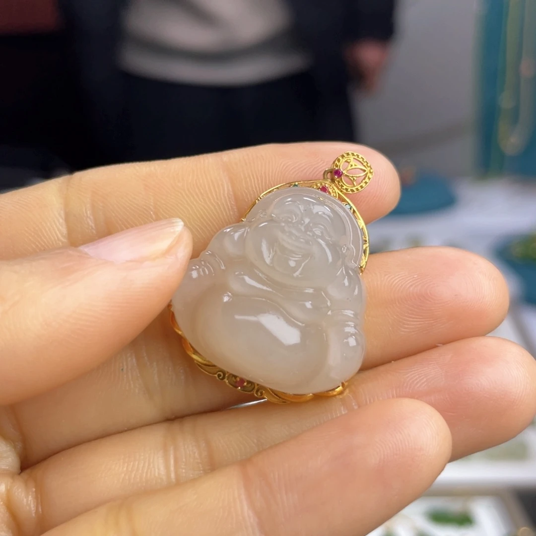 和田玉颈饰18K金镶嵌赵*