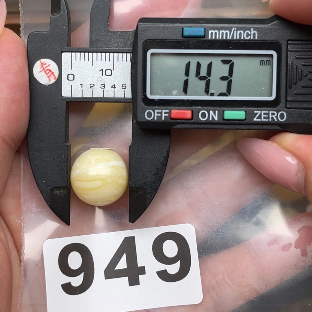 未镶嵌蜜蜡裸石蜜蜡