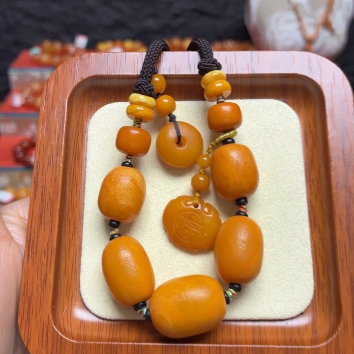 蜜蜡未镶嵌颈饰项链