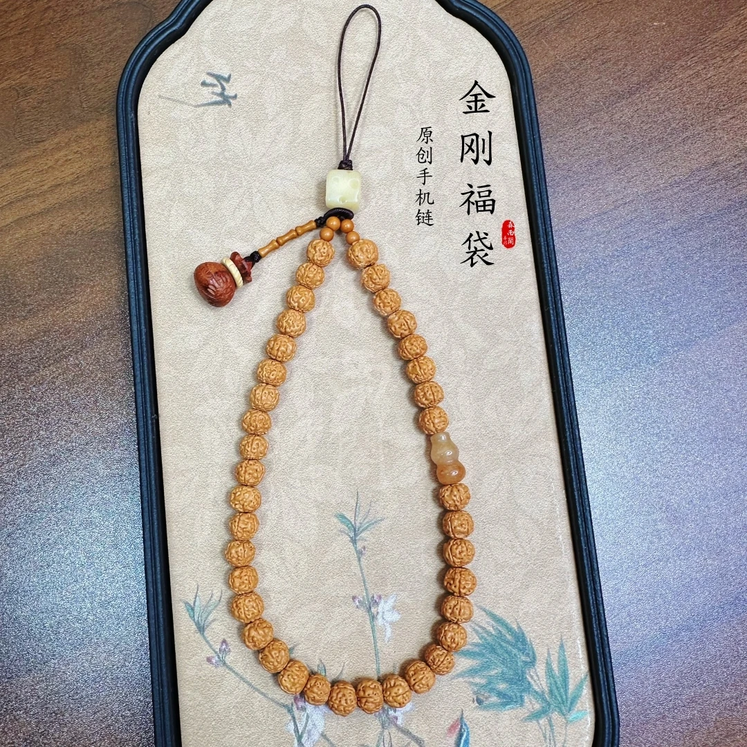 2025年蛇年时尚新款金刚精致手机链手机挂件福袋手腕款防丢挂饰女