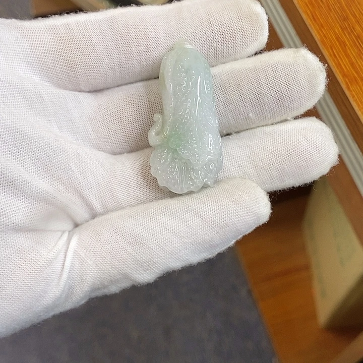 翡翠未镶嵌挂件010