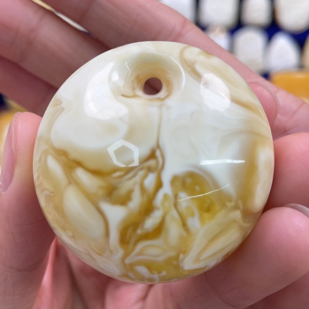 蜜蜡裸石未镶嵌琥珀蜜蜡公主扣