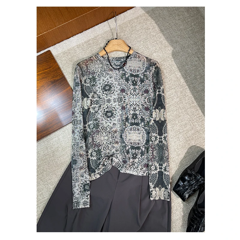 【夏季新款】时尚气质圆领长袖印花休闲百搭打底T恤衫女D25128