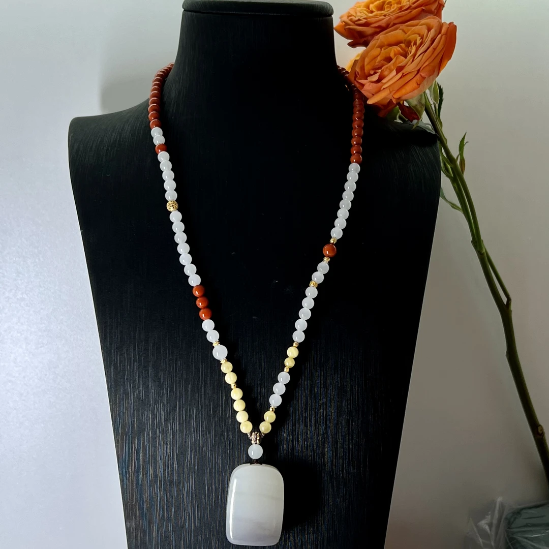 壹屿珠宝 和田玉典藏颈饰