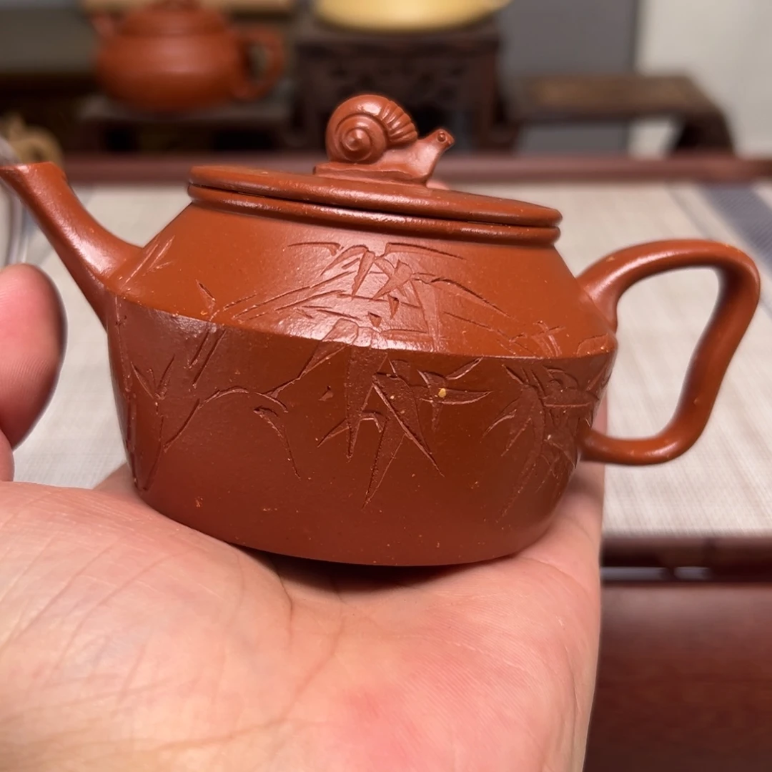 郑***月紫砂壶正品无瑕疵款00
