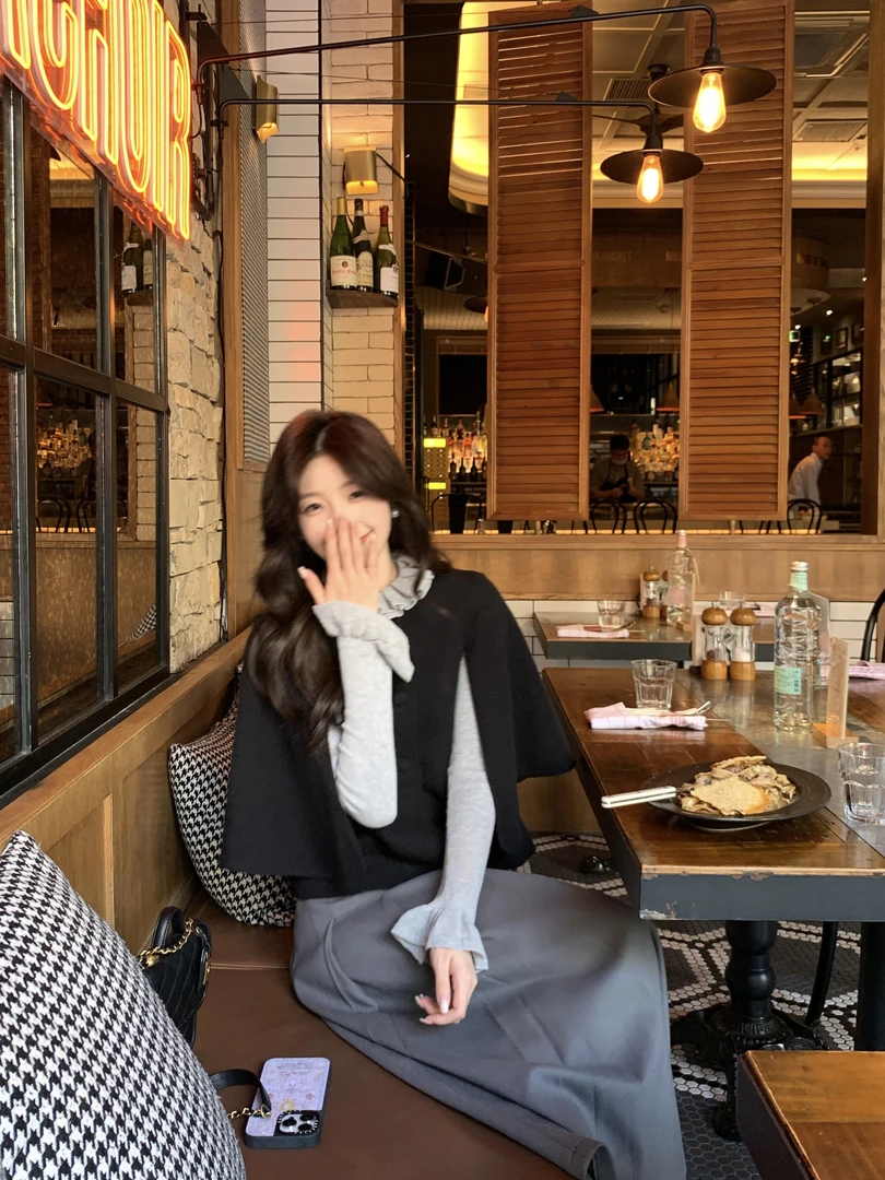 Even一雯【东京学姐】韩系高智感含羊毛秋冬氛围感韩剧女主斗篷披肩