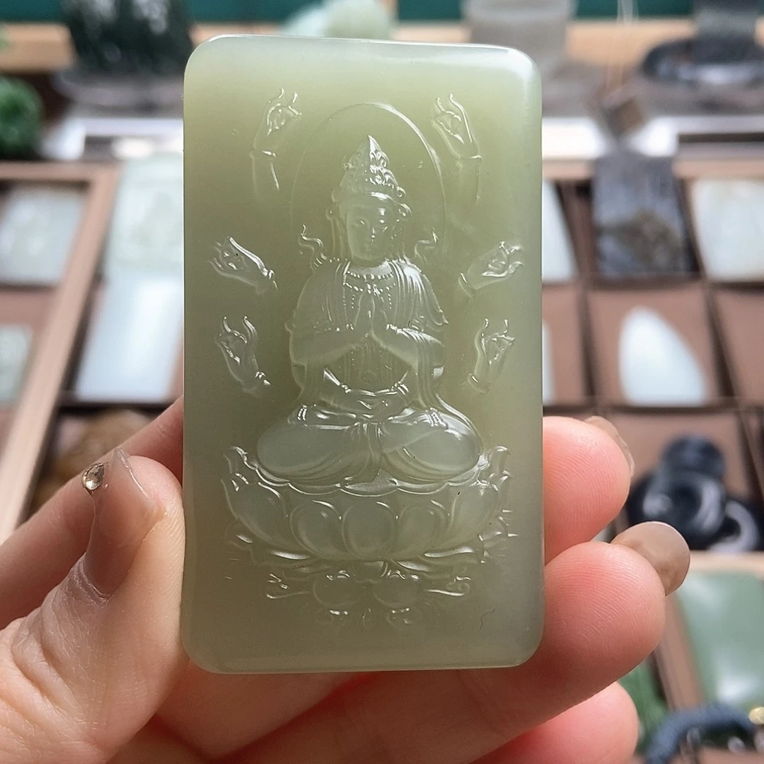 和田玉（糖玉）颈饰未镶嵌