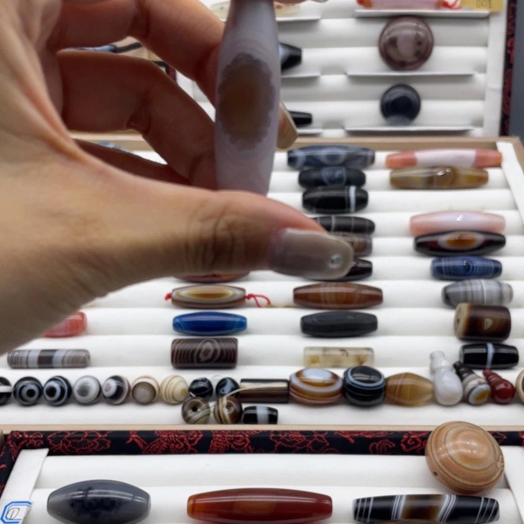 玛瑙/玉髓合金颈饰