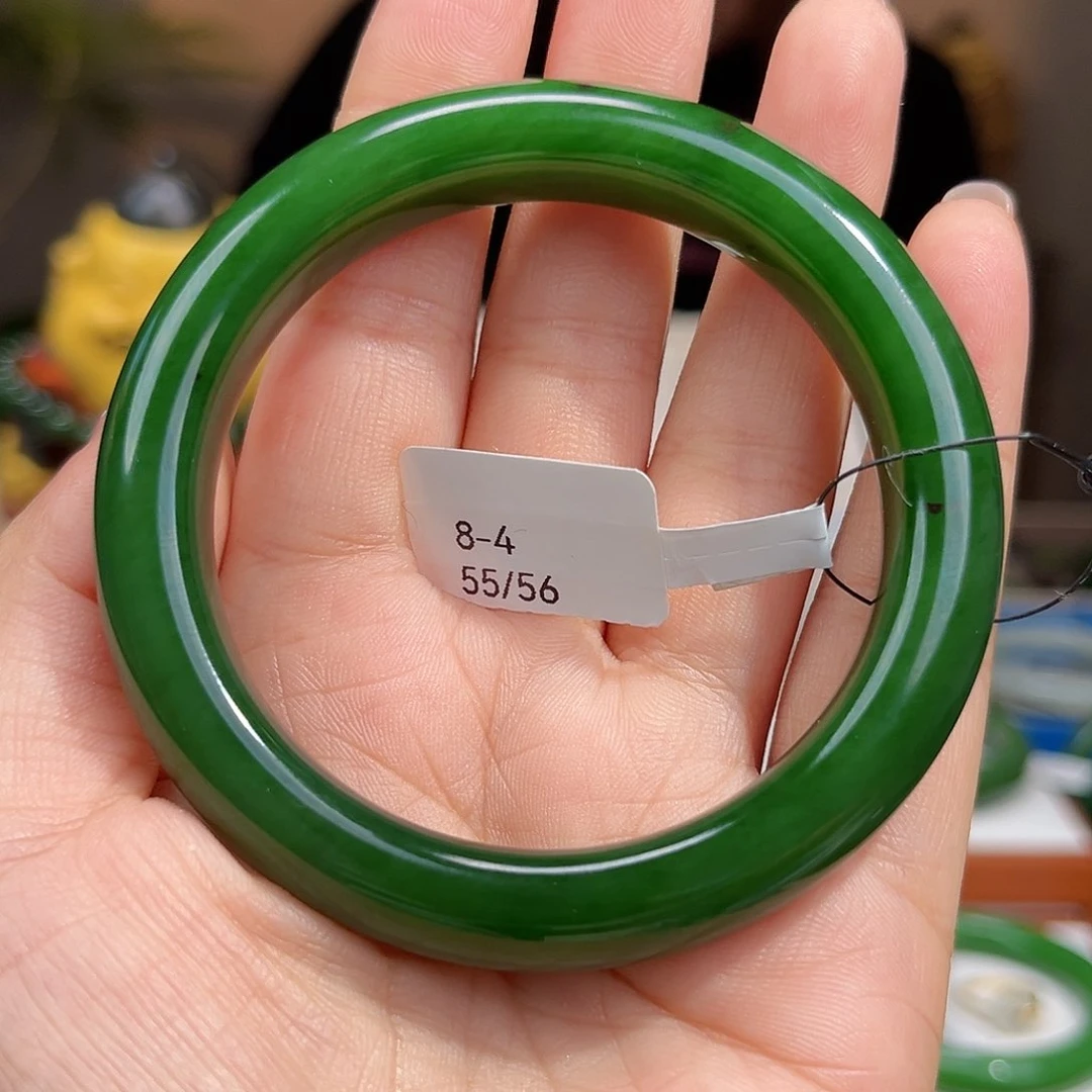 和田玉手镯未镶嵌丫*