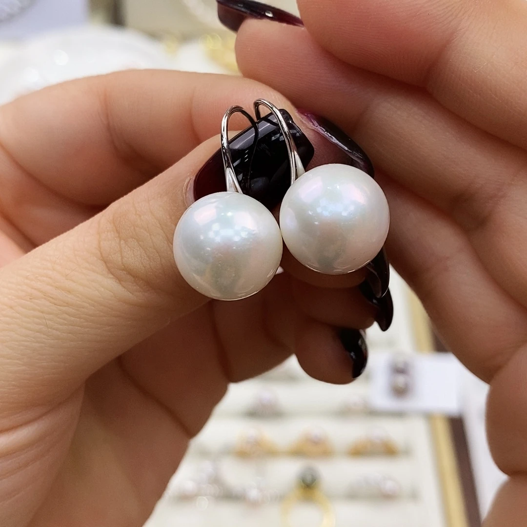 银S925镶嵌耳饰淡水珍珠