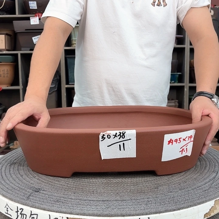 紫砂花盆灿**辰紫砂的味道很浓