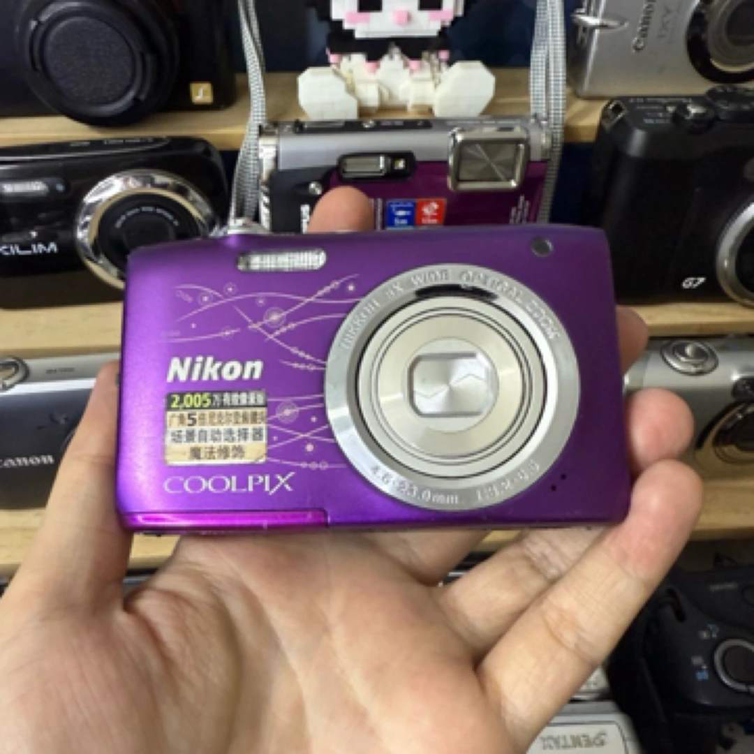 9新 Nikon/尼康 95新 Nikon/尼康 尼康S2800紫色2005W像素5倍变焦