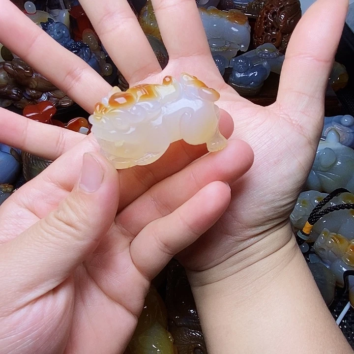 未镶嵌手把玛瑙/玉髓