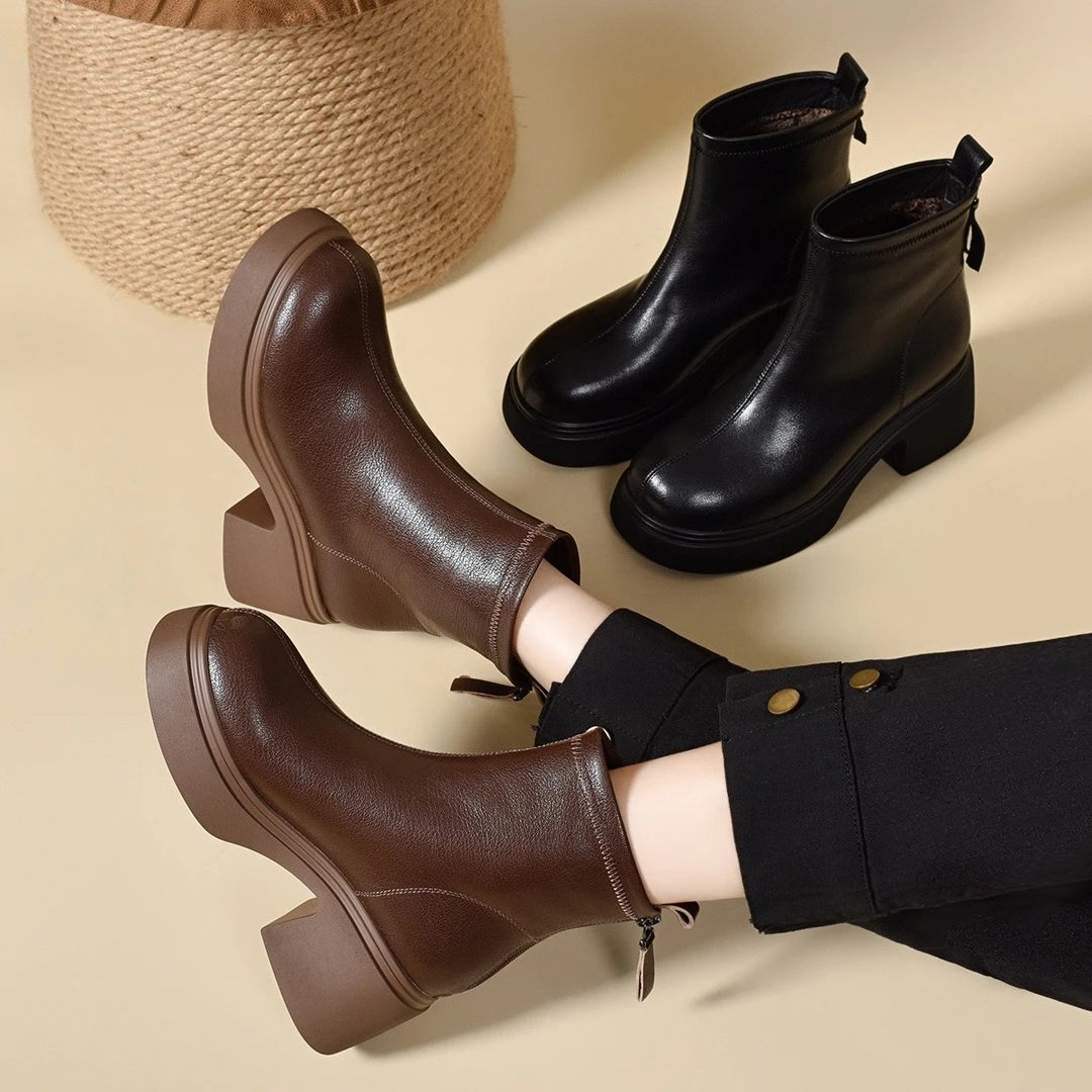 软皮粗跟短靴女小个子厚底百搭显瘦瘦瘦靴马丁靴防水台加绒圆头