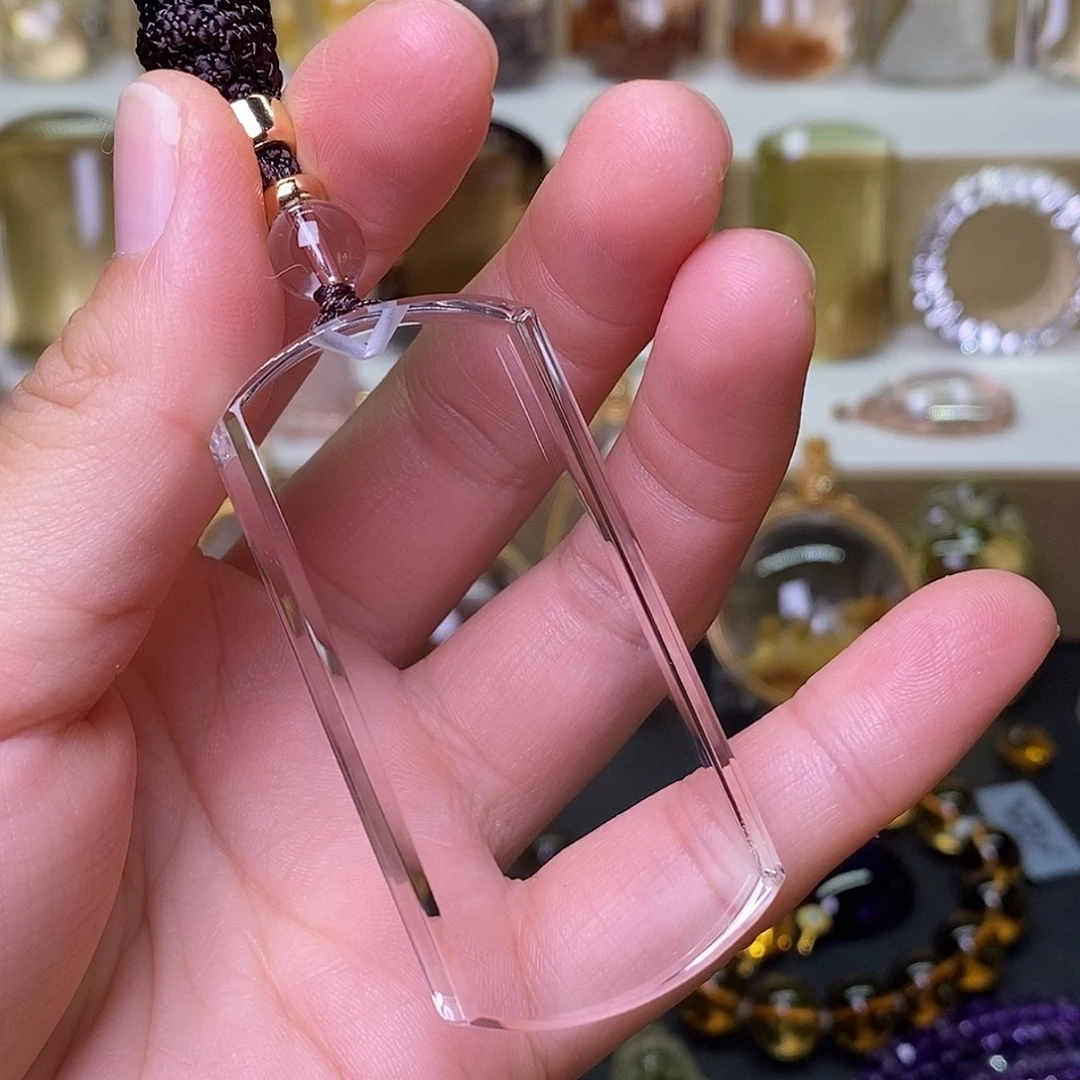 吊坠(赠链)未镶嵌水晶
