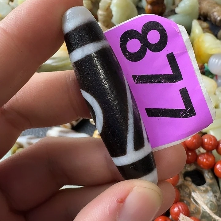 奕***和田玉未镶嵌颈饰