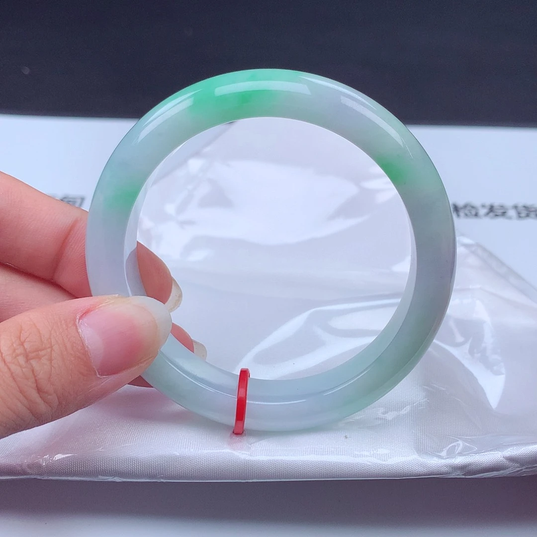 翡翠手镯未镶嵌手镯000266