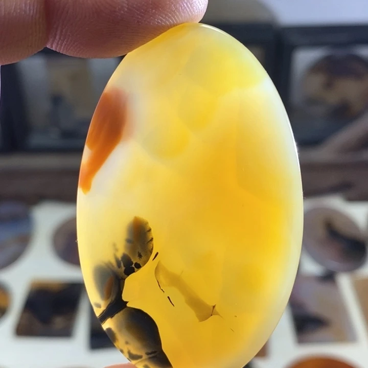 玛瑙/玉髓颈饰未镶嵌