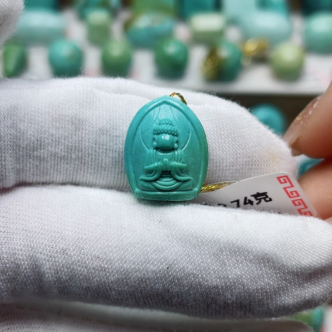 绿松石未镶嵌摆件