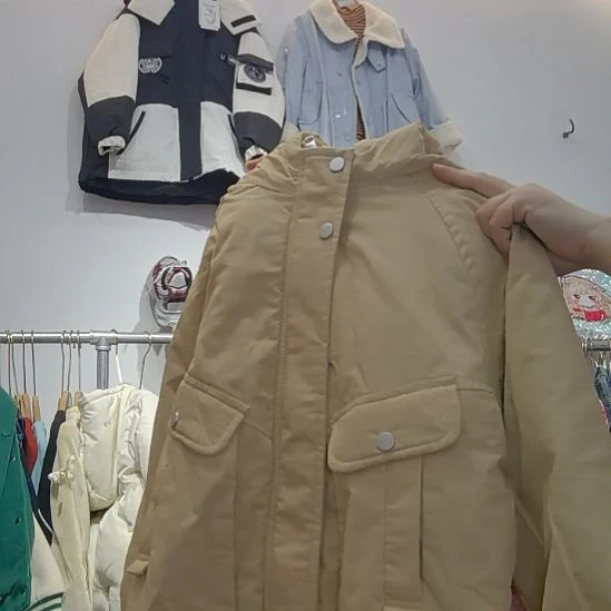 130马穿120身高。。。