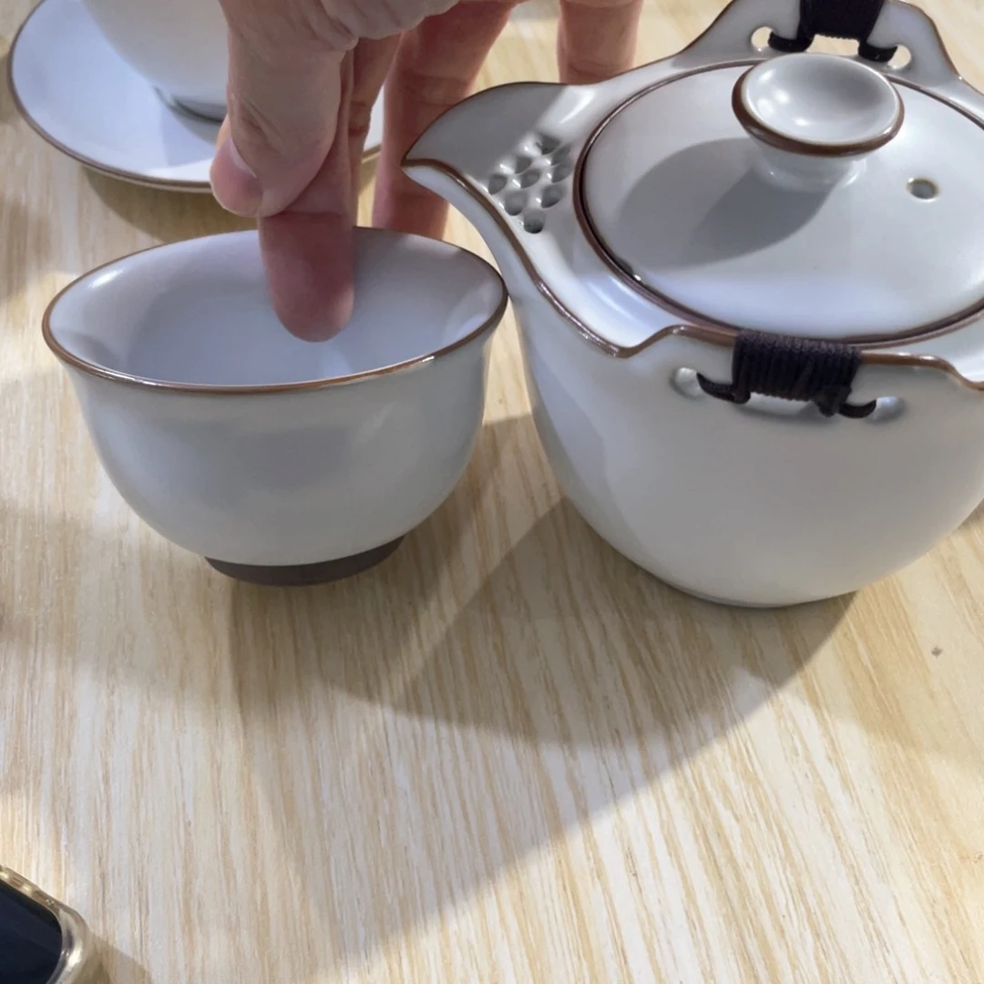 瓷片小微瑕。。。。。。。。。。