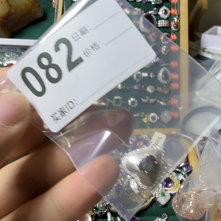 石英质玉银S925镶嵌颈饰红**间