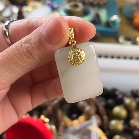 吊坠滴血莲花菩提