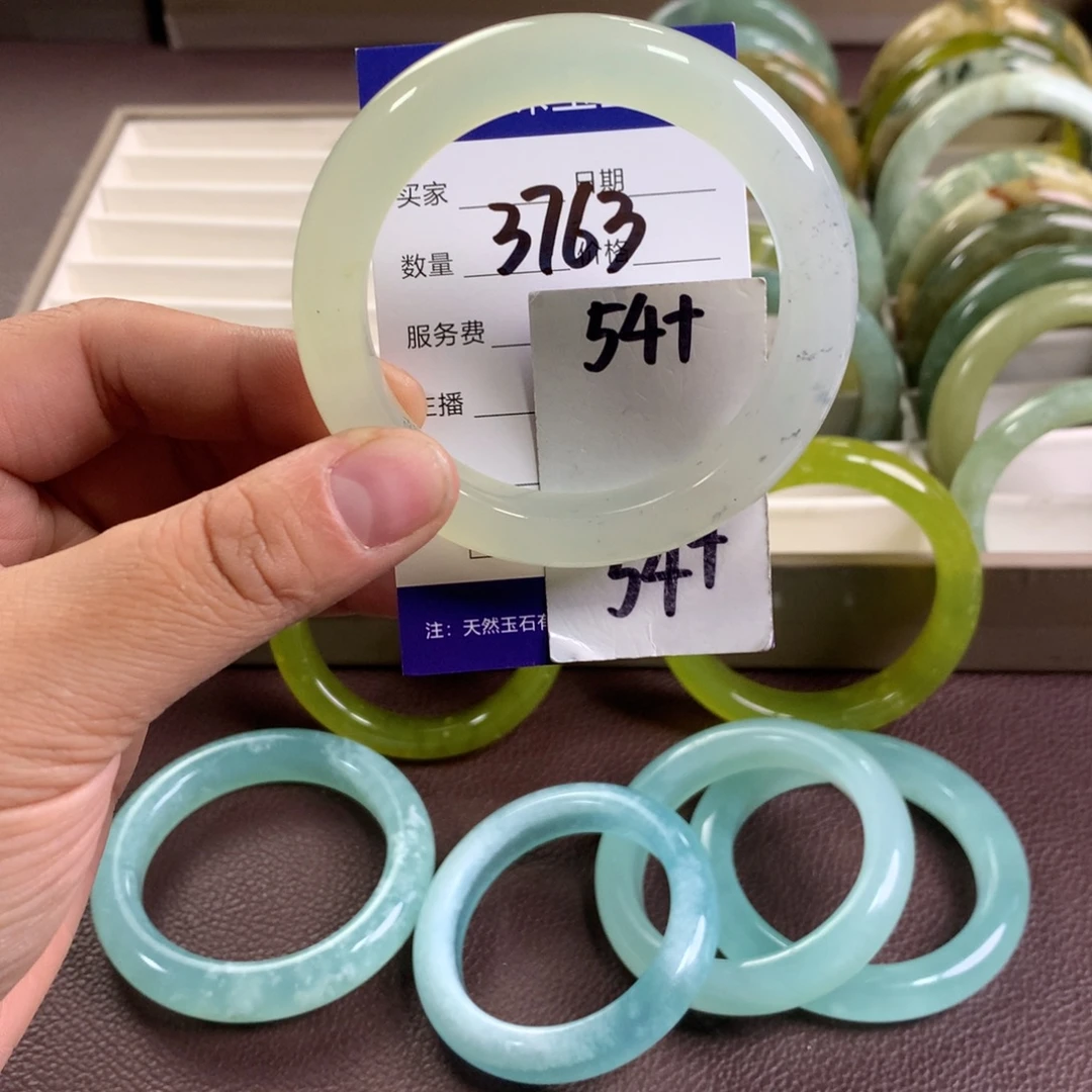 蛇纹石玉未镶嵌手镯3763