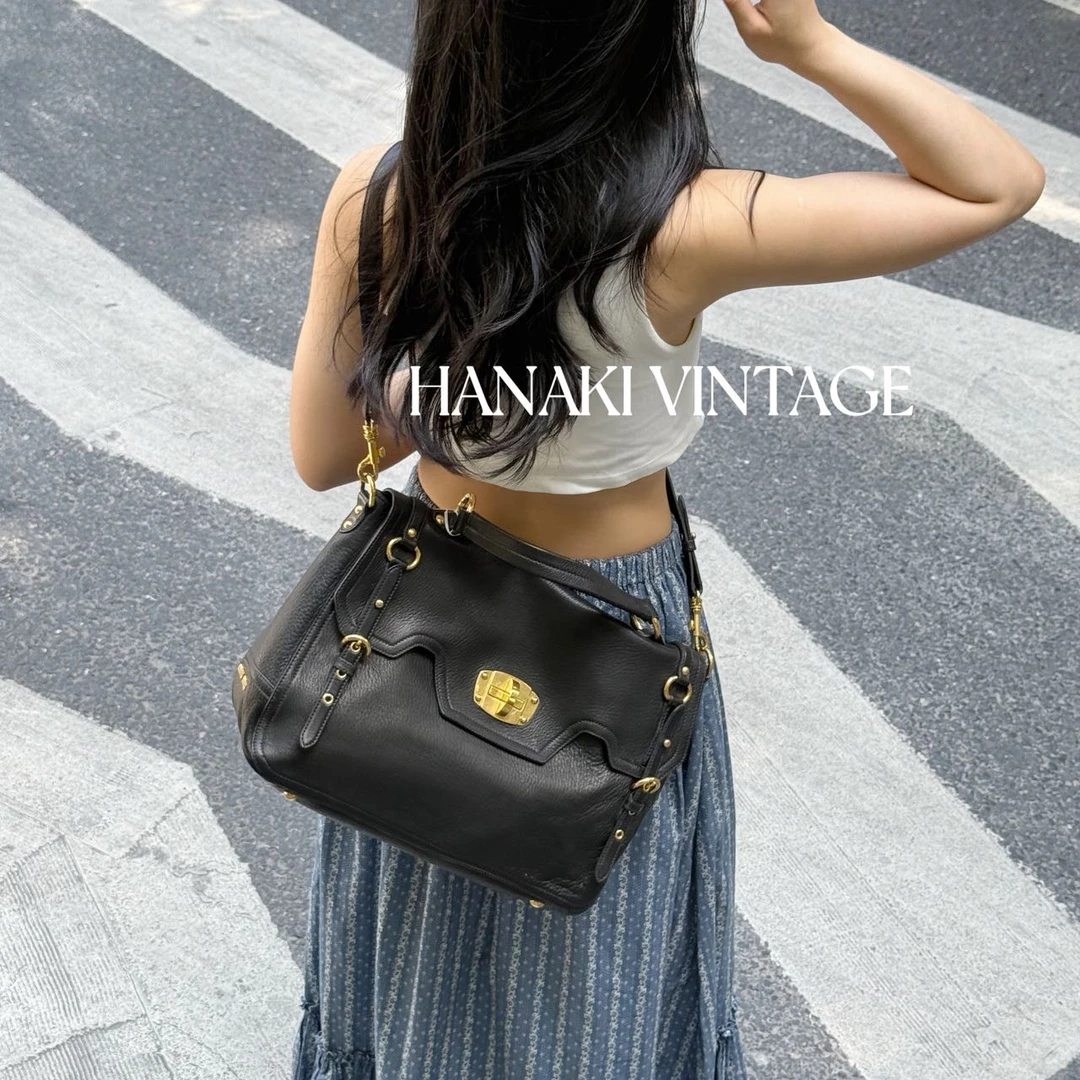 95新 MIU MIU/缪缪 花绮中古/MiuMiu缪缪黑金邮差单肩包/95新