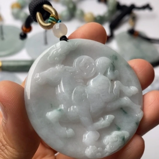 翡翠未镶嵌挂件翡翠