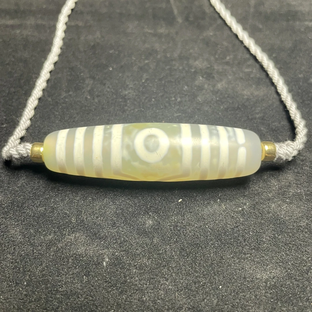 【古珠】二十世纪玛瑙珠，三眼，2410060157