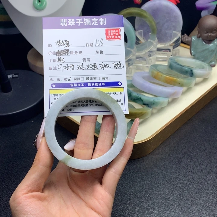 梦***雪定制翡翠未镶嵌翡翠手镯