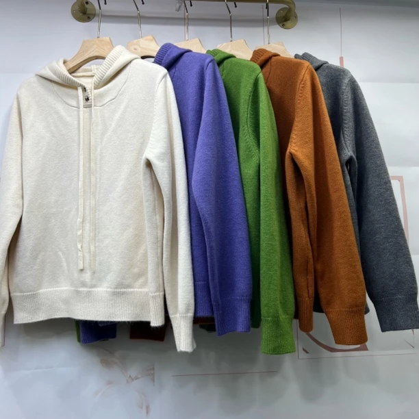 水木工芳2025新款百搭显瘦休闲连帽加厚保暖羊毛衫女9189