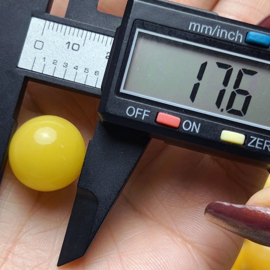 蜜蜡裸石未镶嵌17.6mm微瑕单珠