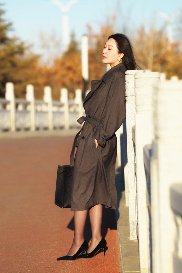 精纺羊毛大翻领灰色风衣外套