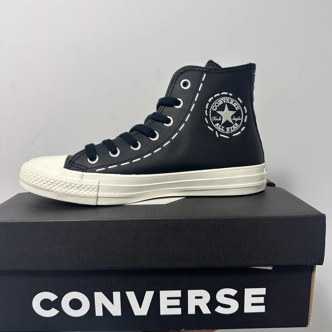 【微瑕】Converse  圆头舒适简约高帮板鞋女款黑色 A07954C